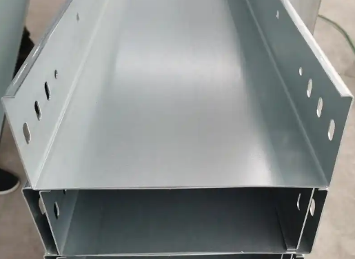 兰州新区你知道桥架厂用哪些原材料吗？揭秘！